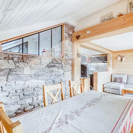 Ensoleille 3 Pieces Pour 6 Pers Au Pied Des Pistes Et Proche Golf - Fr-1-411-685 Apartment *